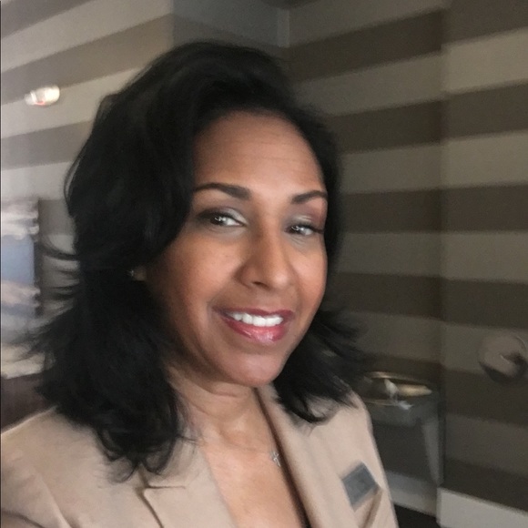 Meet your Posher, Sherri - Picture 1 of 1